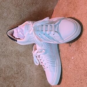 Kate Spade Sneakers -White-Size 8.5 Medium width- Excellent condition